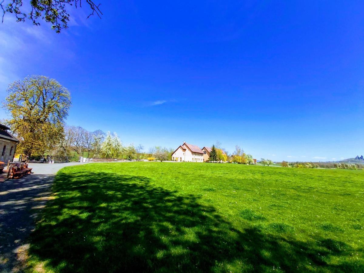 Resort Cesky Raj Troskovice Exterior photo